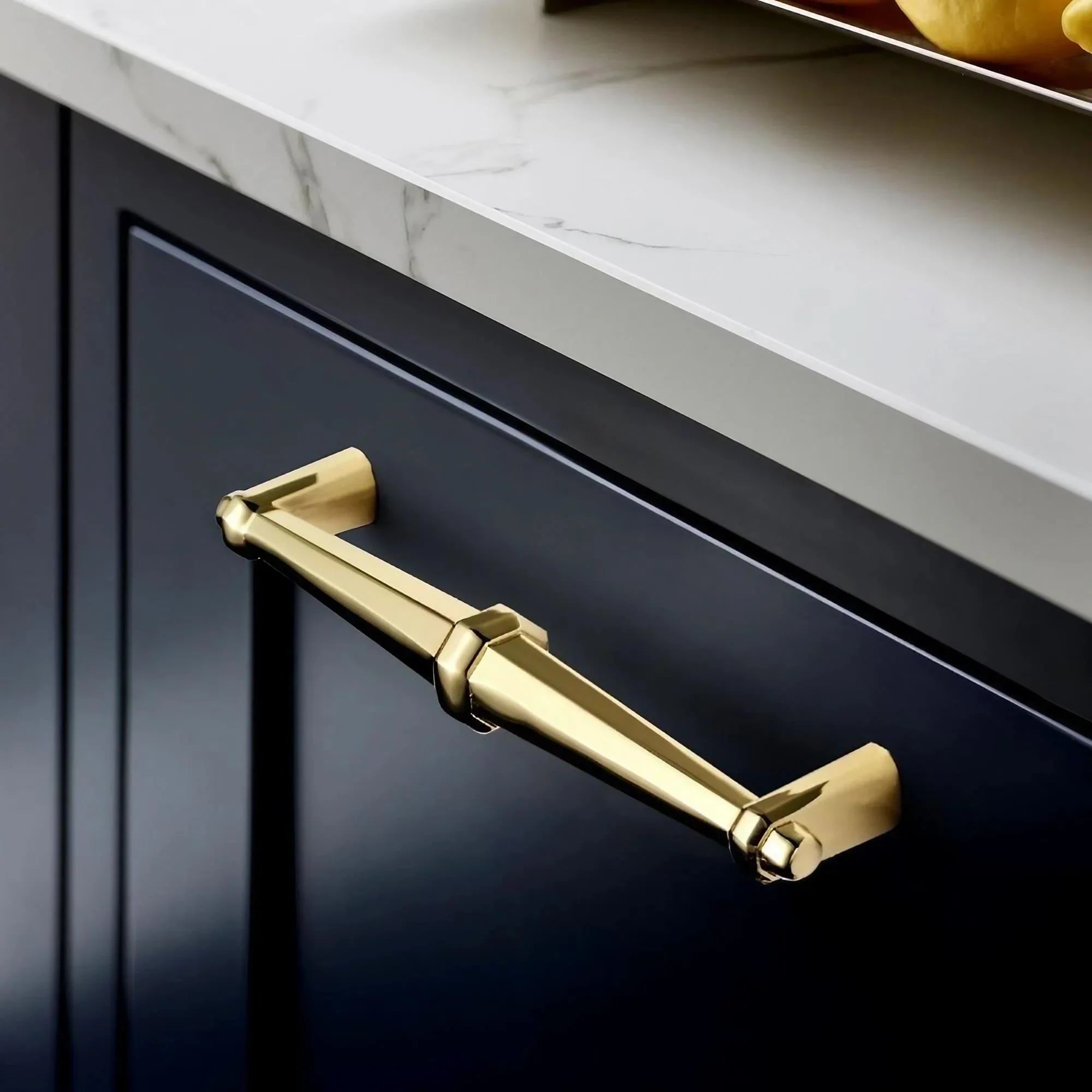Light Luxury Polished Gold Cabinet Pulls and Knobs